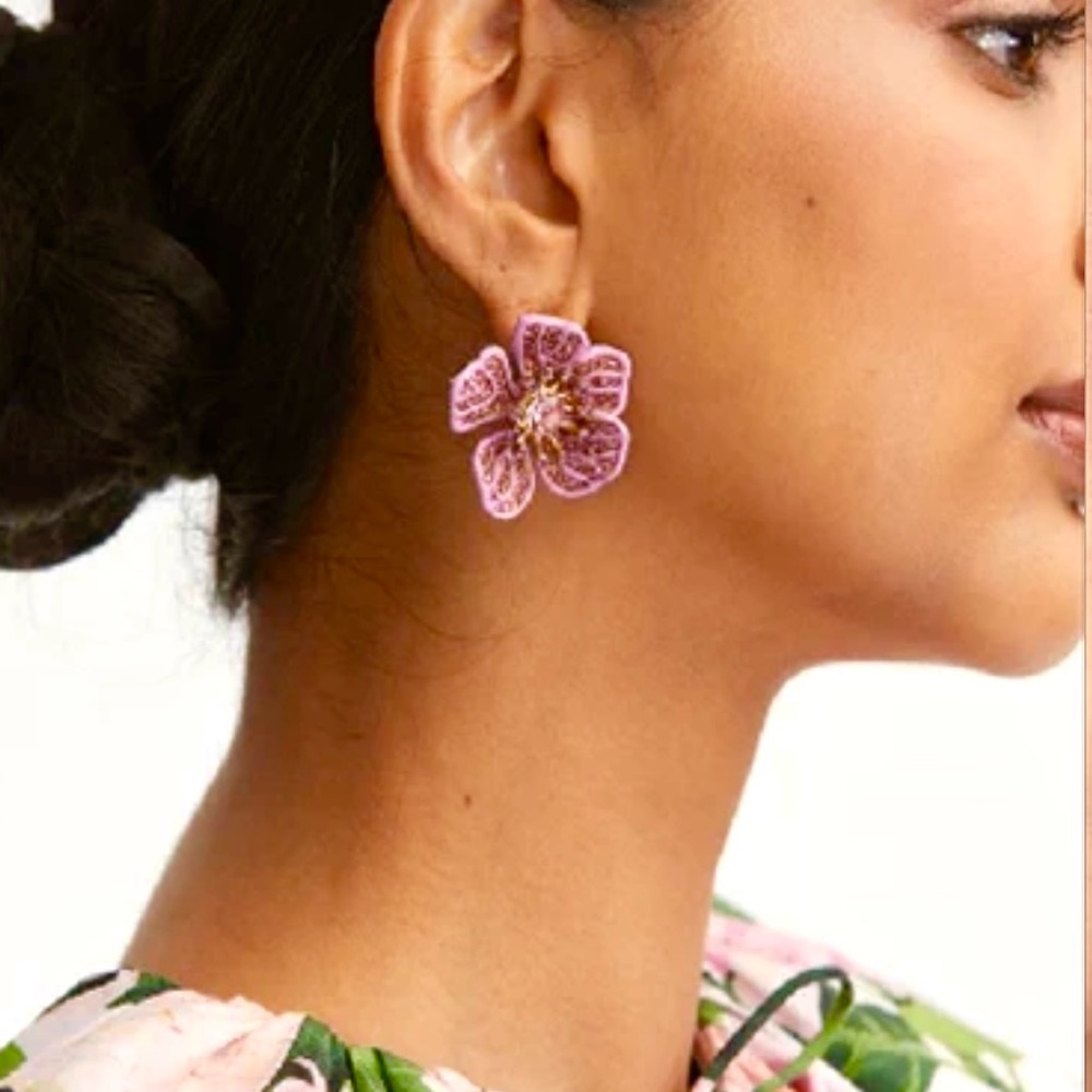 Oscar De La RentaBROKEN FLOWER EARRINGS - Picture 3 of 5